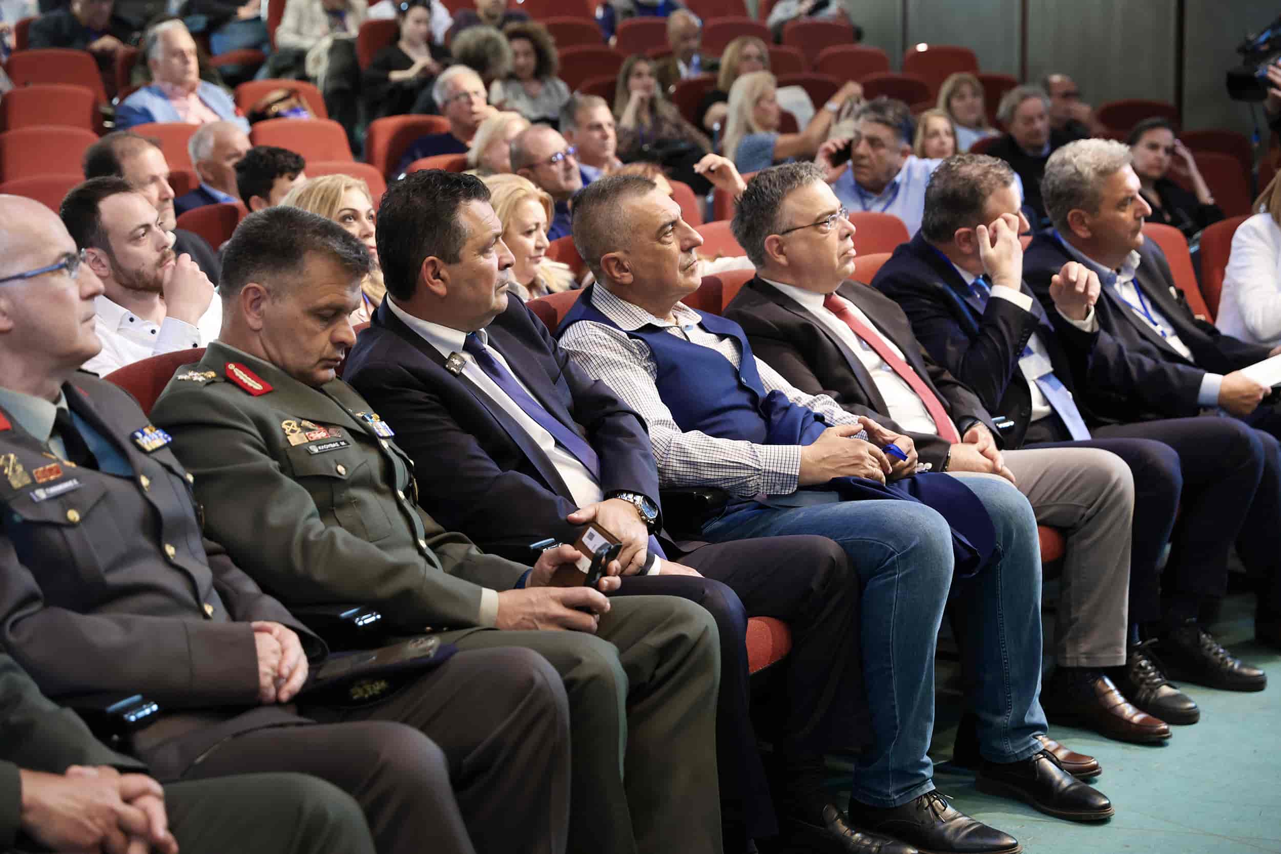 ανάγκη για έναν νέο τρόπο σκέψης και κυρίως δράσης απέναντι στις προκλήσεις του μέλλοντος