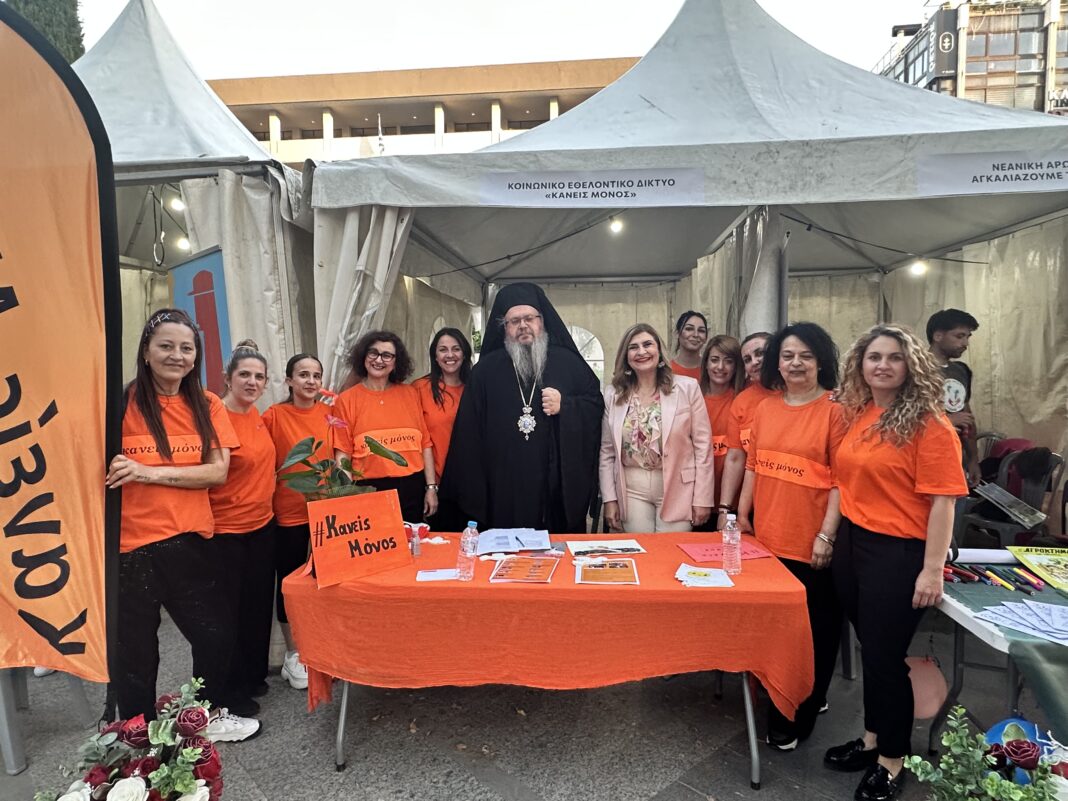 Ε. Λιακούλη : «Οι αληθινές αγκαλιές δεν αφήνουν ποτέ παιδιά να πονούν ή να πεθαίνουν! »