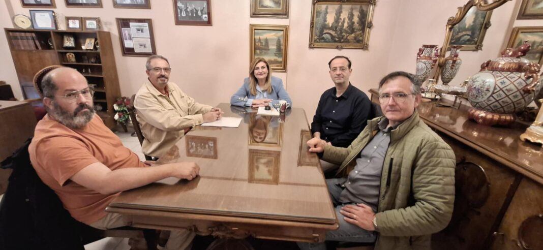 Ε. Λιακούλη: « Σκάνδαλο με τα Φωτοβολταϊκά: Καταστρέφουν τους μικροπαραγωγούς, δίνουν ‘’τα πάντα όλα’’ στους μεγάλους ομίλους»