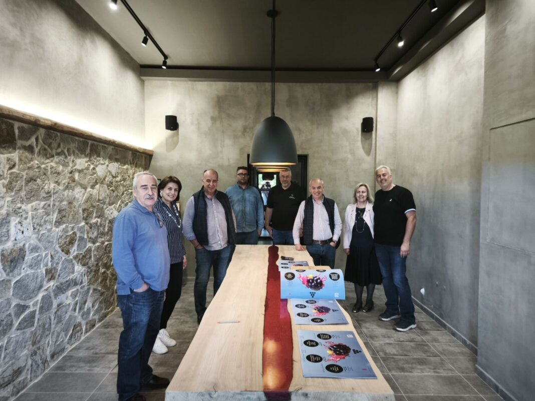 Eπίσκεψη της ΔΕΕΠ Νέα Δημοκρατία Λάρισας στο Διαχρονικό Μουσείο Λάρισας και σε Οινοποιεία