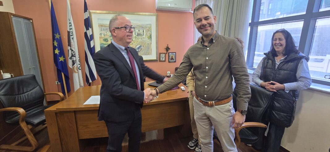 Καθήκοντα ανέλαβε στο Επιμελητήριο Λάρισας νέος υπάλληλος