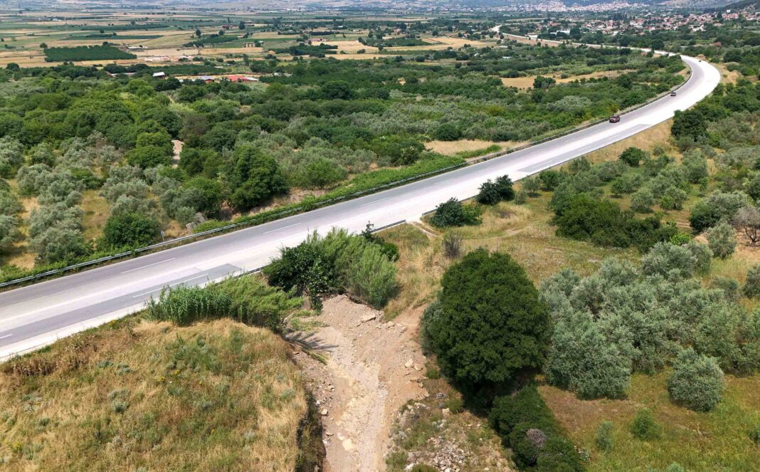 Συνέχεια των έργων καθαρισμού ρεμάτων στον Δήμο Ελασσόνας από την Περιφέρεια Θεσσαλίας