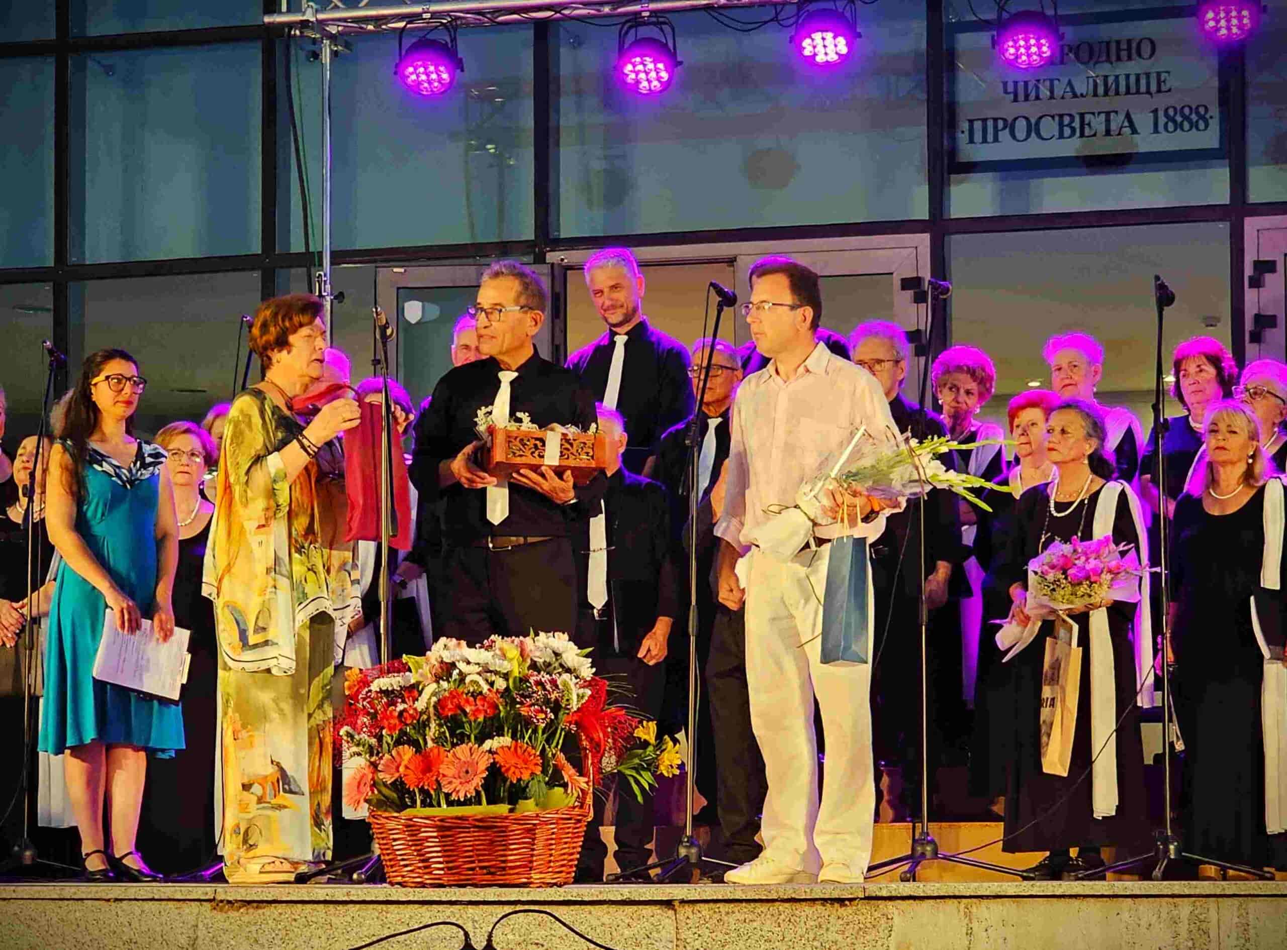 Στη Βουλγαρία η Χορωδία “Ευεστώ” <a href='https://thelarissapaper.gr/category/eidiseis/larissa/' data-srcset=