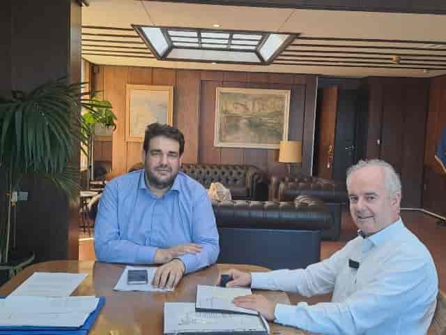 IMG-2ea563430daf23a29d04c70a3da49ecd-V