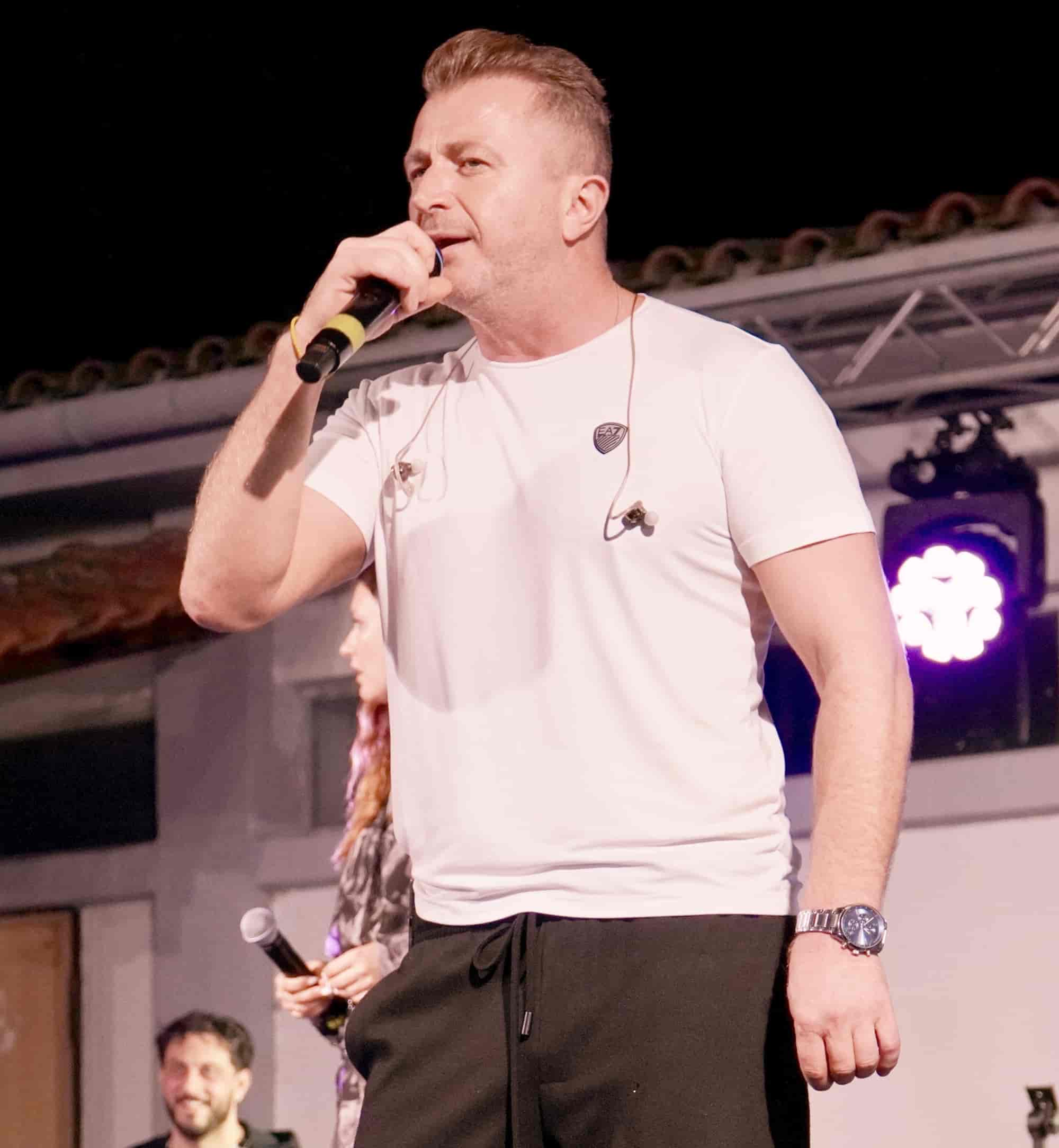 Με πρωτοφανή συμμετοχή κόσμου η συναυλία του Γιώργου Βελισσάρη  στο Αρμένιο