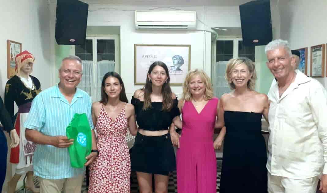 Επίτιμοι ταξιδευτές του ΠΟΚΕΛ κι επίτιμα μέλη της Άρτεμης.