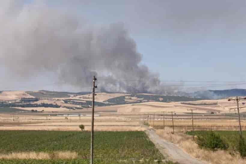 Δύο πυρκαγιές ξέσπασαν στα Φάρσαλα