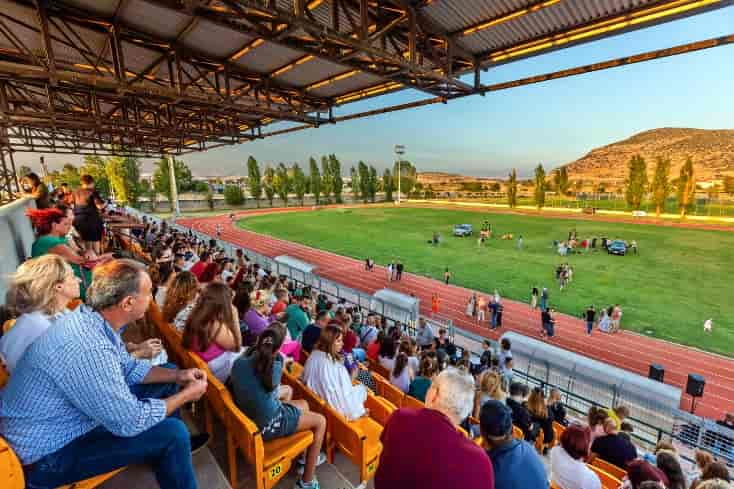 χιλιάδες πολίτες που ανταποκρίθηκαν με τόσο ενθουσιασμό και αγάπη στη φετινή διοργάνωση