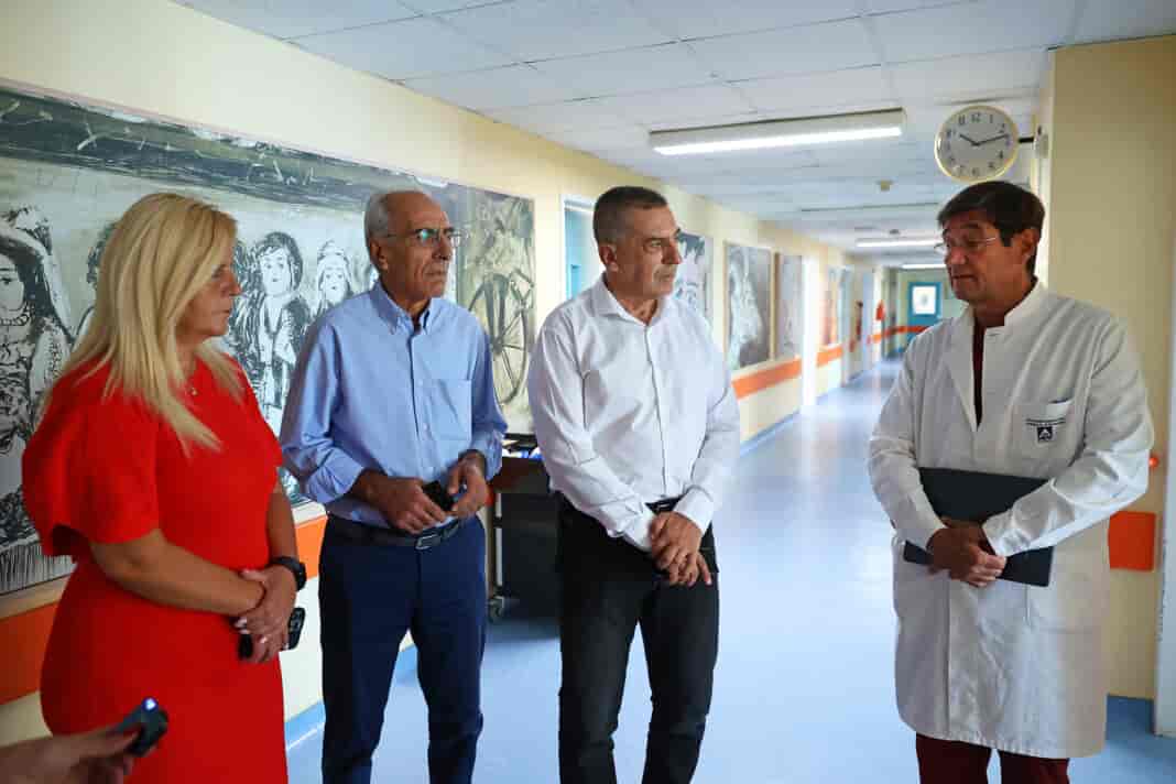 Επίσκεψη Δημ. Κουρέτα στο Πανεπιστημιακό Νοσοκομείο Λάρισας