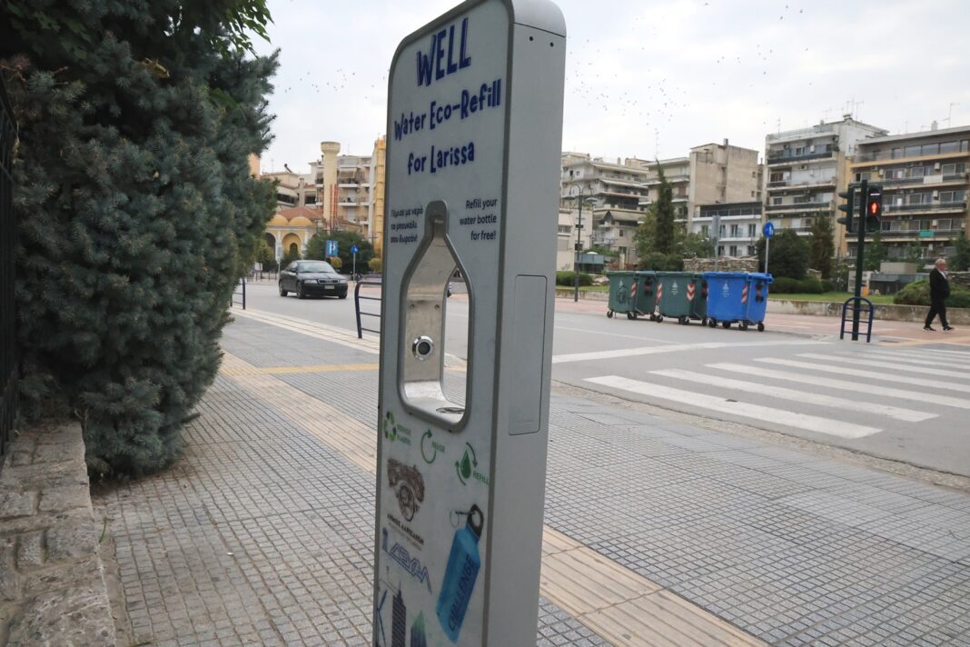 DEYAL-EJYPNES-BRYSES-AGIOS-BELISARIOS(3) Στη διάθεση των πολιτών επαναχρησιμοποιούμενες φιάλες νερού - Ενημερωτική δράση της ΔΕΥΑΛ για τους «έξυπνους» σταθμούς ύδρευσης του προγράμματος WELL