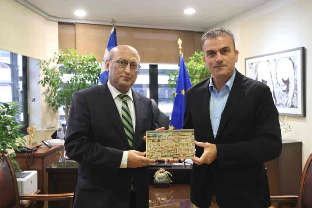 Dimarxos - Presvis Armenias (1)