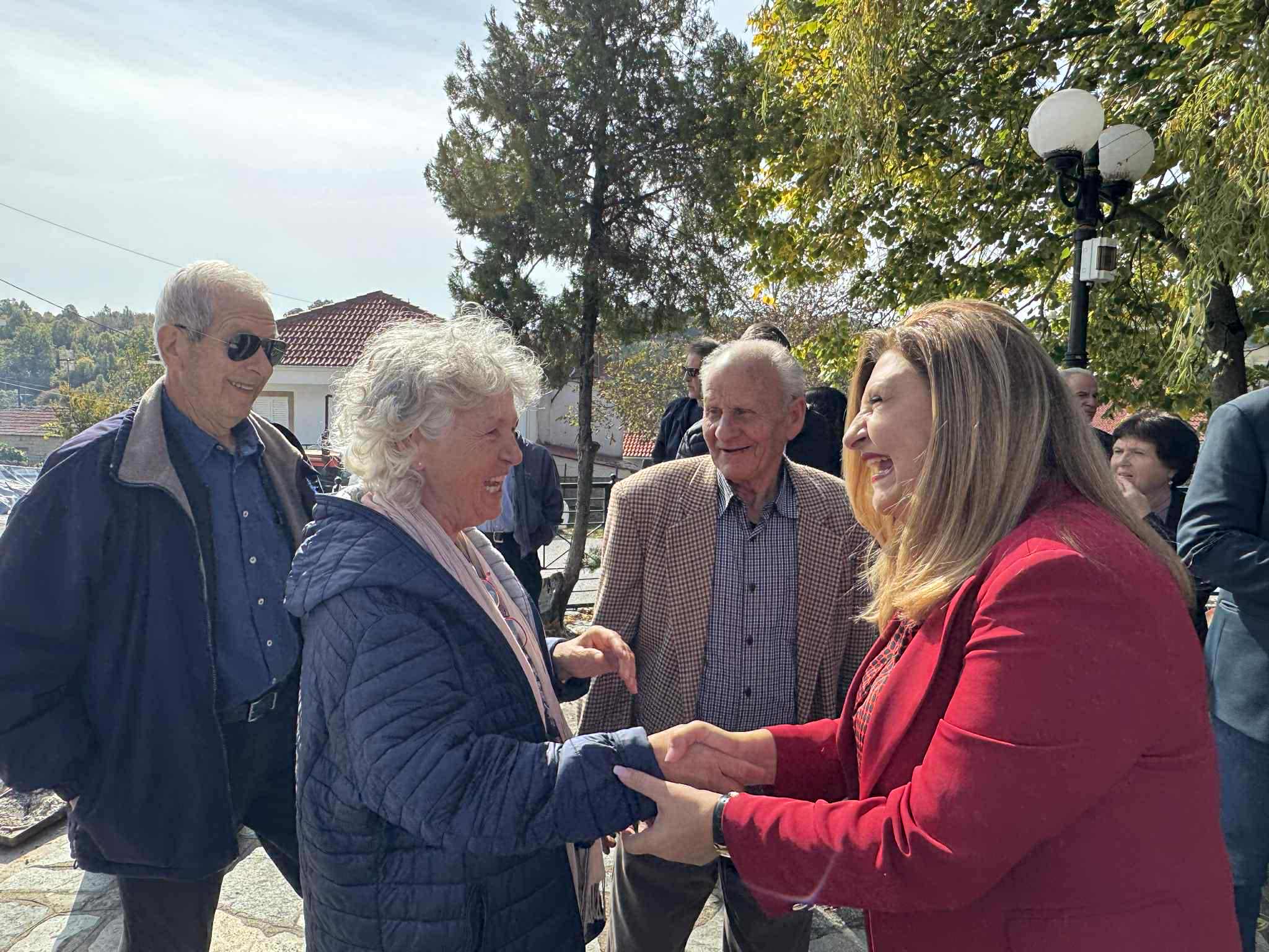 Ε. Λιακούλη :  «Από την Άκρη Ελασσόνας στο …κέντρο της καρδιάς μας!»