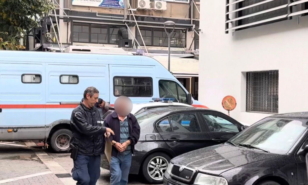 Λάρισα: Ελεύθερος με περιοριστικούς όρους o 77 χρόνος χρυσοθήρας