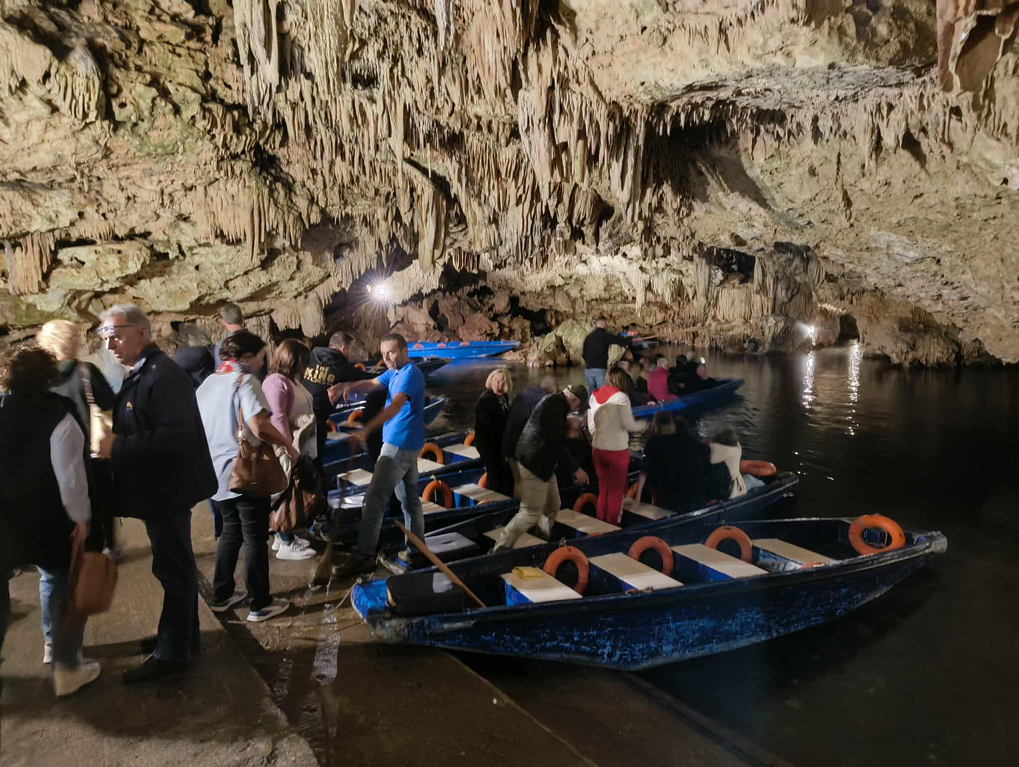 Εκδρομή σε Καλαμάτα – Πύλο – Μεθώνη – Καρδαμύλη – Σπήλαιο Διρού και Αρεόπολη