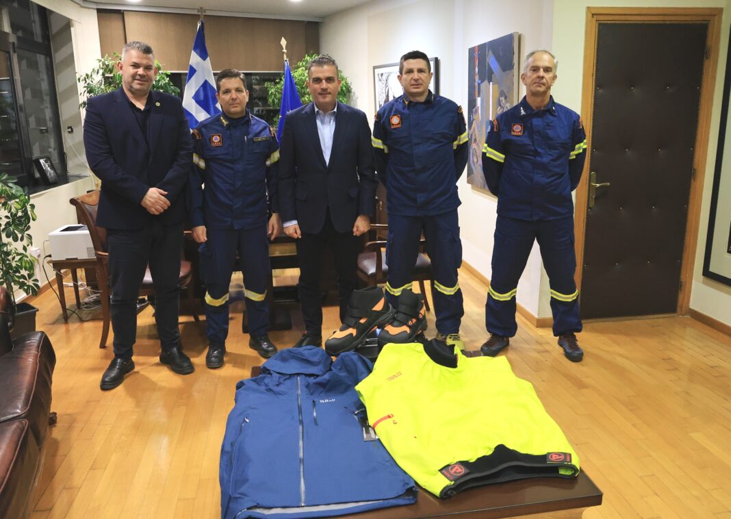 DEYAL-EMAK-dorea exoplismou (3)