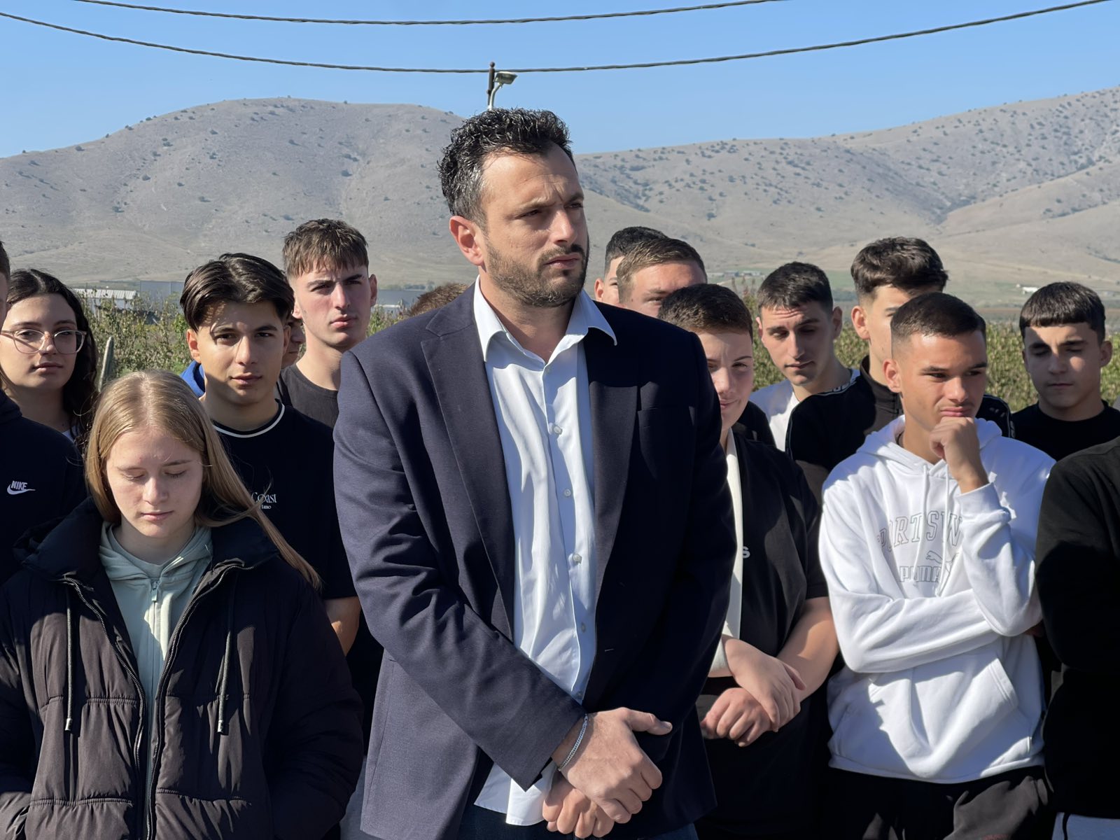 Ονοματοδοσία οδού στη μνήμη της Βάγιας Μπλέκα – Καρακώστα έξω από το Γενικό Λύκειο Τυρνάβου