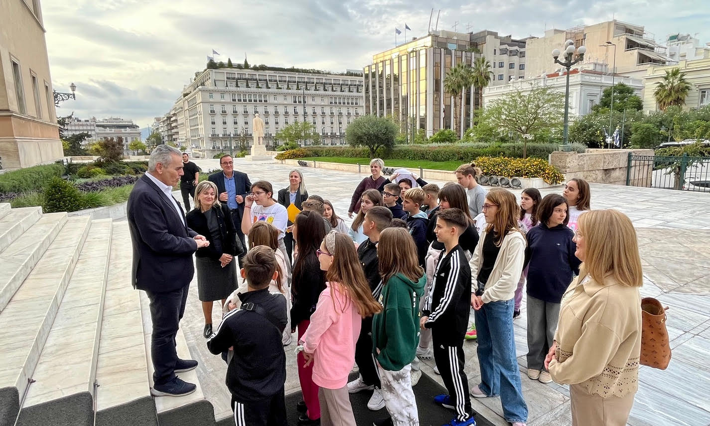 Μάξιμος Χαρακόπουλος