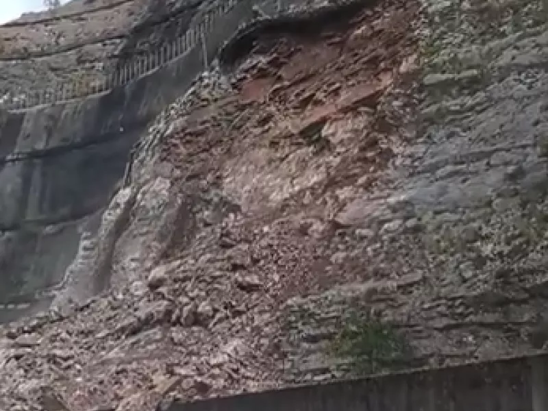 katolisthisi.png Συνεδρίασε εκτάκτως το ΠΕΣΟΠΠ στην Περιφέρεια Θεσσαλίας για τις κατολισθήσεις στο εργοστάσιο της ΔΕΗ στη Γλύστρα Πύλης