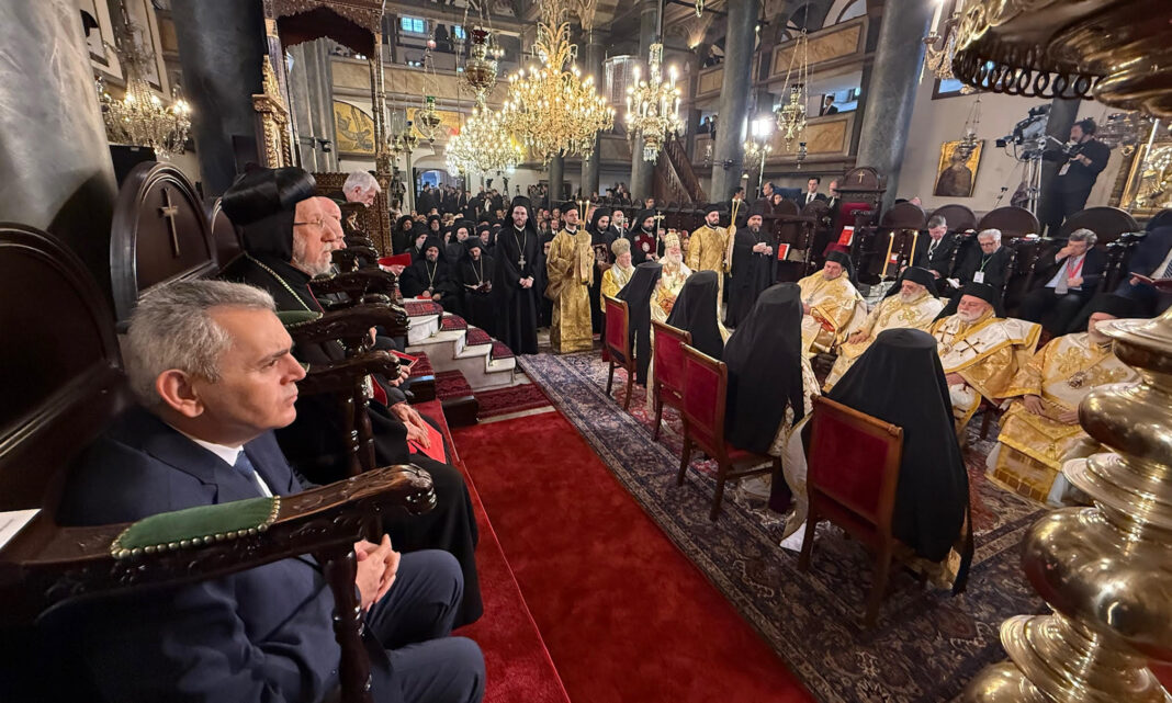 ΜΑΧ 11 Μ. Χαρακόπουλος στο Φανάρι: Ορθόδοξοι και Καθολικοί να προτάξουμε αυτά που μας ενώνουν!