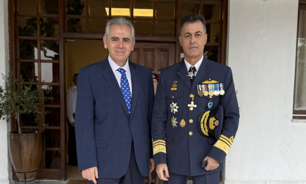 ΜΑΞΙΜΟΣ ΧΑΡΑΚΟΠΟΥΛΟΣ: Τα ελληνικά φτερά ασπίδα προστασίας έναντι κάθε επιβουλής