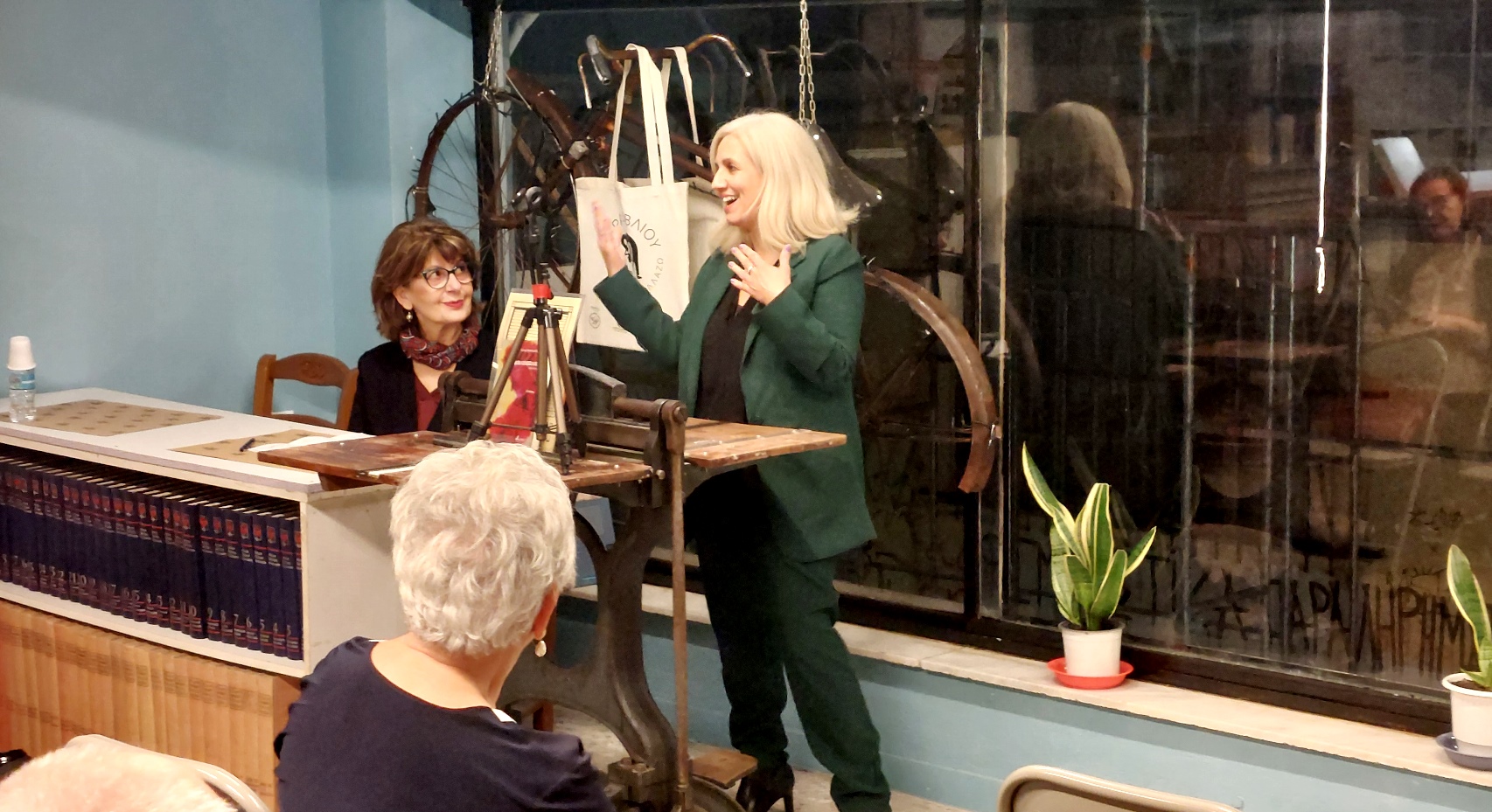 Παρουσιάστηκε στον Βόλο «Ο βιβλιοπώλης», της Χρύσας Μαστοροδήμου