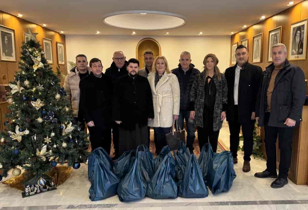 IMG-e7b099d554228abdb0e51e170a87a3af-V Εθελοντική συγκέντρωση τροφίμων από την Δ.Ε.Ε.Π. Λάρισας Ν.Δ.