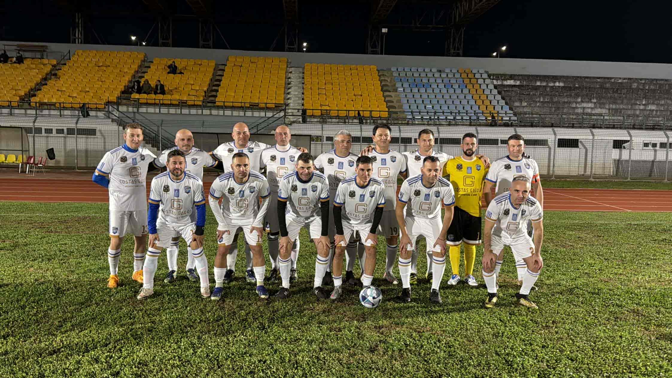 Παλαίμαχοι Αχιλλέα Φαρσάλων και Διεύθυνση Αστυνομίας Λάρισας έδωσαν ποδοσφαιρικό χρώμα στα Φάρσαλα