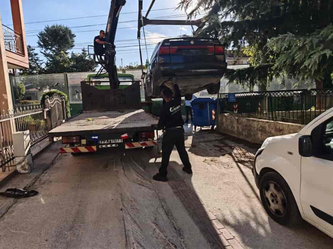 Kathariotita-Oximata-epixeirisi skoupa (11)