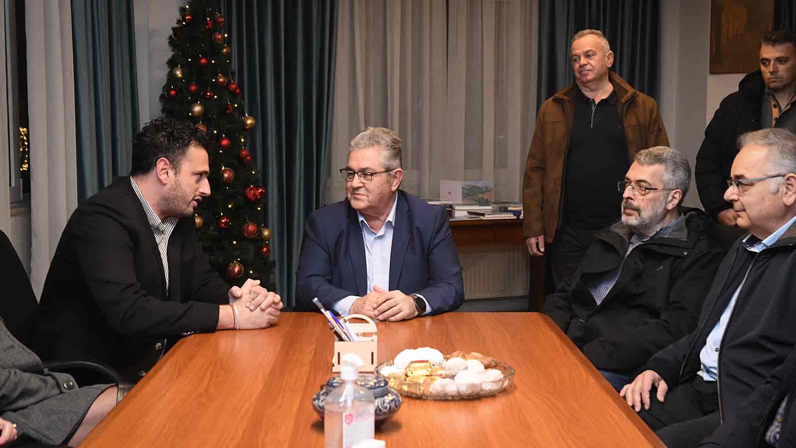 Κουτσούμπας σε Τσικριτσή: Το ΚΚΕ είχε παρέμβει για τους σεισμοπληκτούς του Δαμασίου