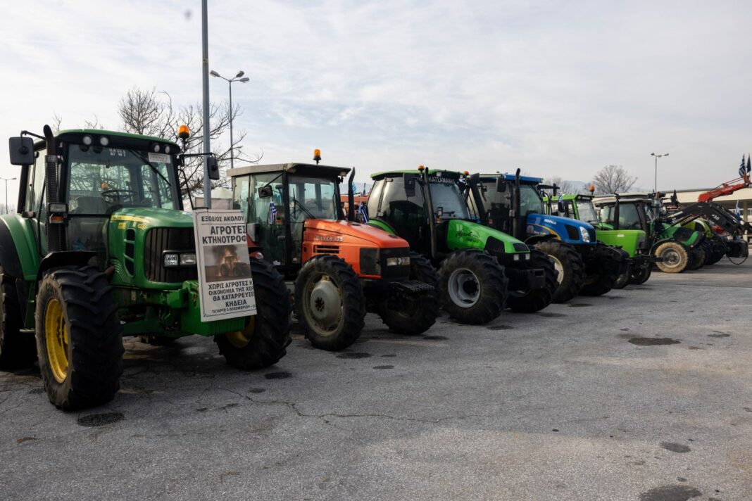 Αποχώρησαν οι αγρότες από το μπλόκο του Προμαχώνα και ετοιμάζονται για την πανελλαδική σύσκεψη
