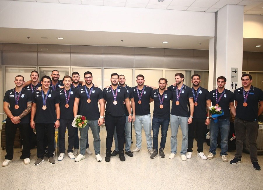 Επέστρεψε στην Ελλάδα με το χάλκινο μετάλλιο η Εθνική πόλο