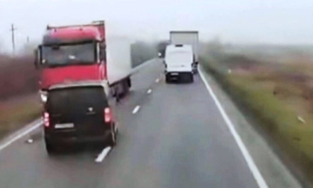 Τραγωδία στη Ρουμανία: Νέο βίντεο από το τροχαίο με τους 7 νεκρούς οπαδούς του ΠΑΟΚ