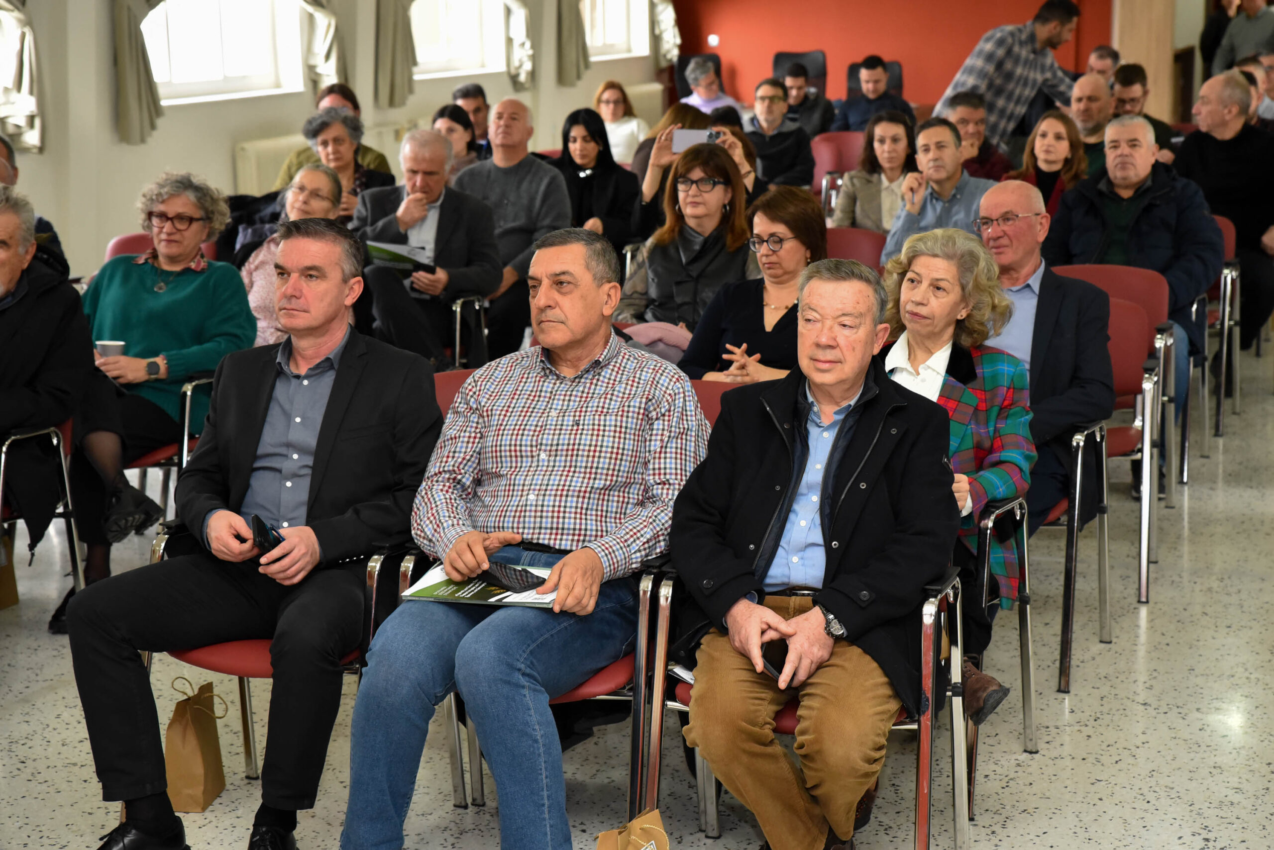 Ο Περιφερειάρχης Θεσσαλίας Δημ. Κουρέτας στην 8η Επιστημονική Συνάντηση για τις γηγενείς και τοπικές ποικιλίες