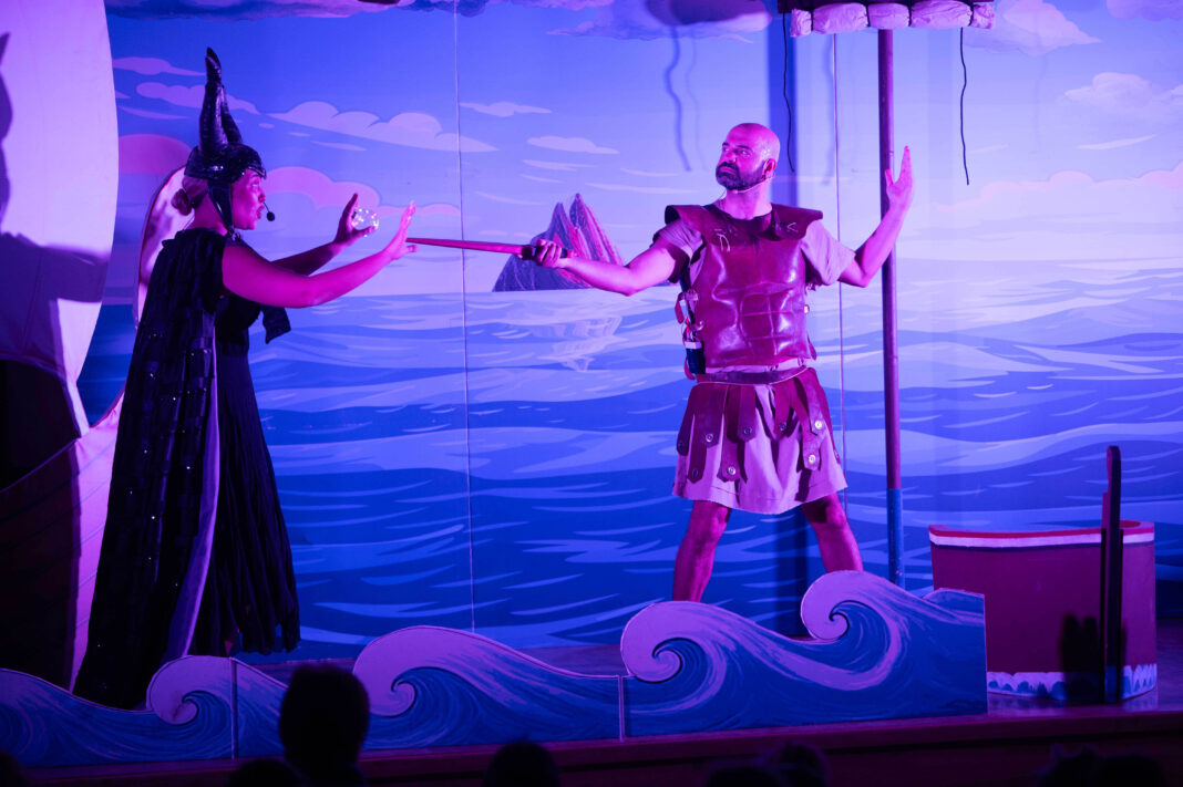 Με θεατρικό ταξίδι στην ¨Οδύσσεια¨ η κοπή βασιλόπιτας για τα παιδιά των Ακαδημιών του Δήμου Λαρισαίων