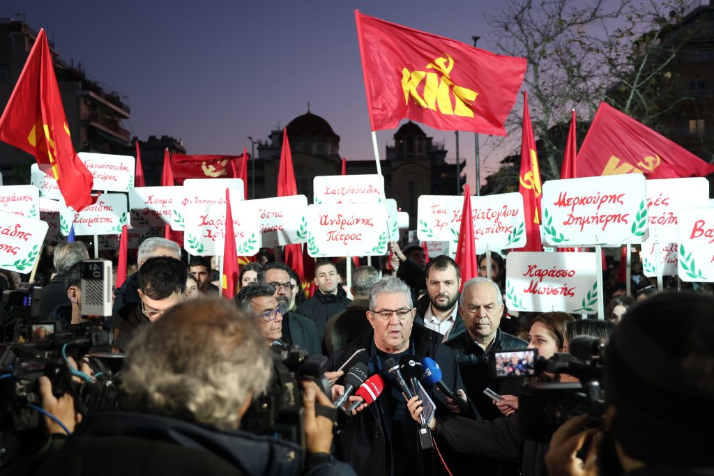 kaisariani-9-1024x683 Ενός λεπτού σιγή στο Σκοπευτήριο της Καισαριανής