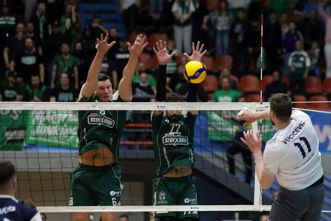 2R627752 Με επιτυχία στέφτηκε το final 4 volley ανδρών στη Λάρισα