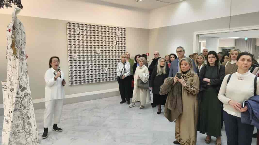 Εγκαινιάστηκε η έκθεση «Women’s Matters» στη Δημοτική Πινακοθήκη Λάρισας