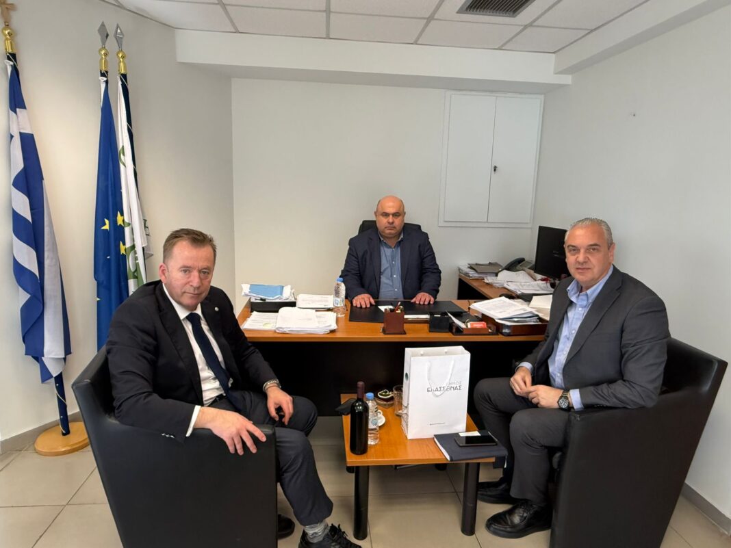 Ξεκινούν σεμινάρια κατάρτισης σε κτηνοτρόφους και τυροκόμους στην Ελασσόνας – Στον πρόεδρο του ΕΛΓΟ, Κόκκαλης και Γάτσας