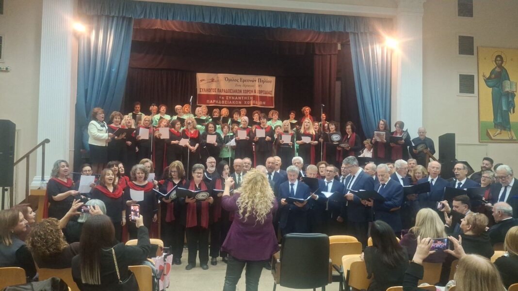 Εξαιρετική εμφάνιση  της Μικτής χορωδίας του συλλόγου στην 9η  Χορωδιακή Συνάντηση στην Βόλο