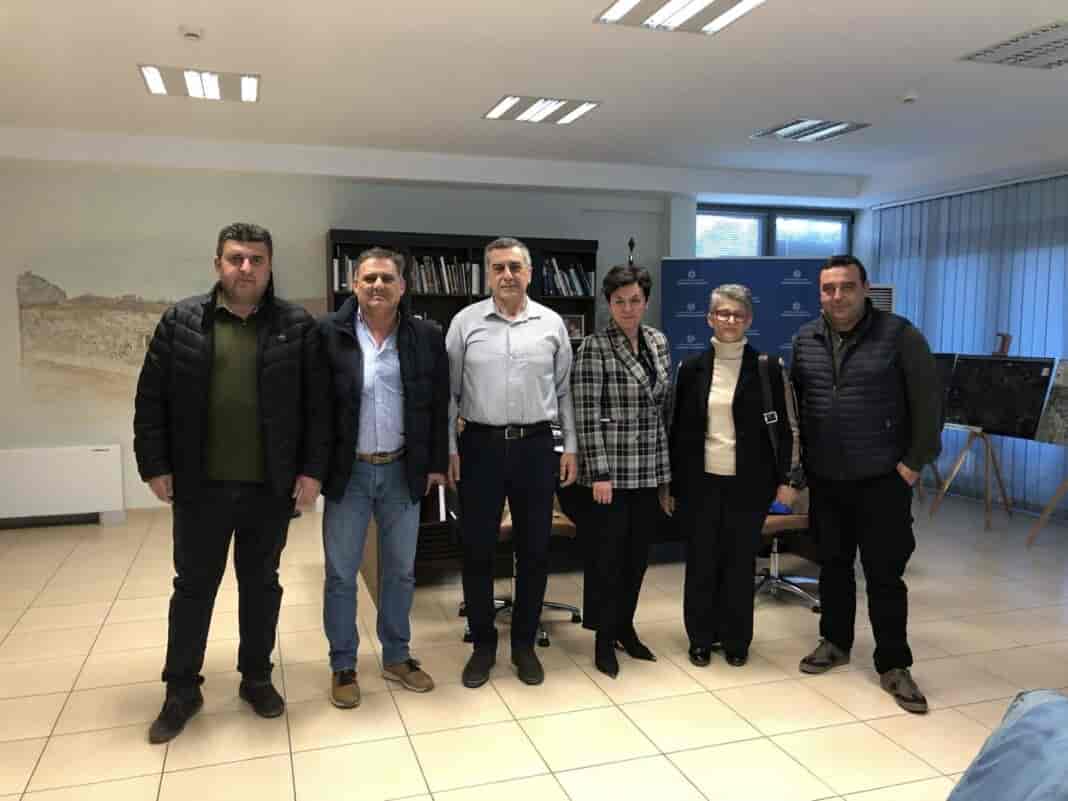 2 Συνάντηση Περιφερειάρχη Θεσσαλίας Δημήτρη Κουρέτα με τη Διοίκηση του Μορφωτικού Συλλόγου Σταυρού Φαρσάλων