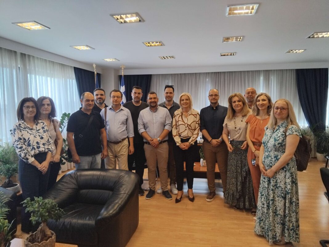 Ρένα Καραλαριώτου
