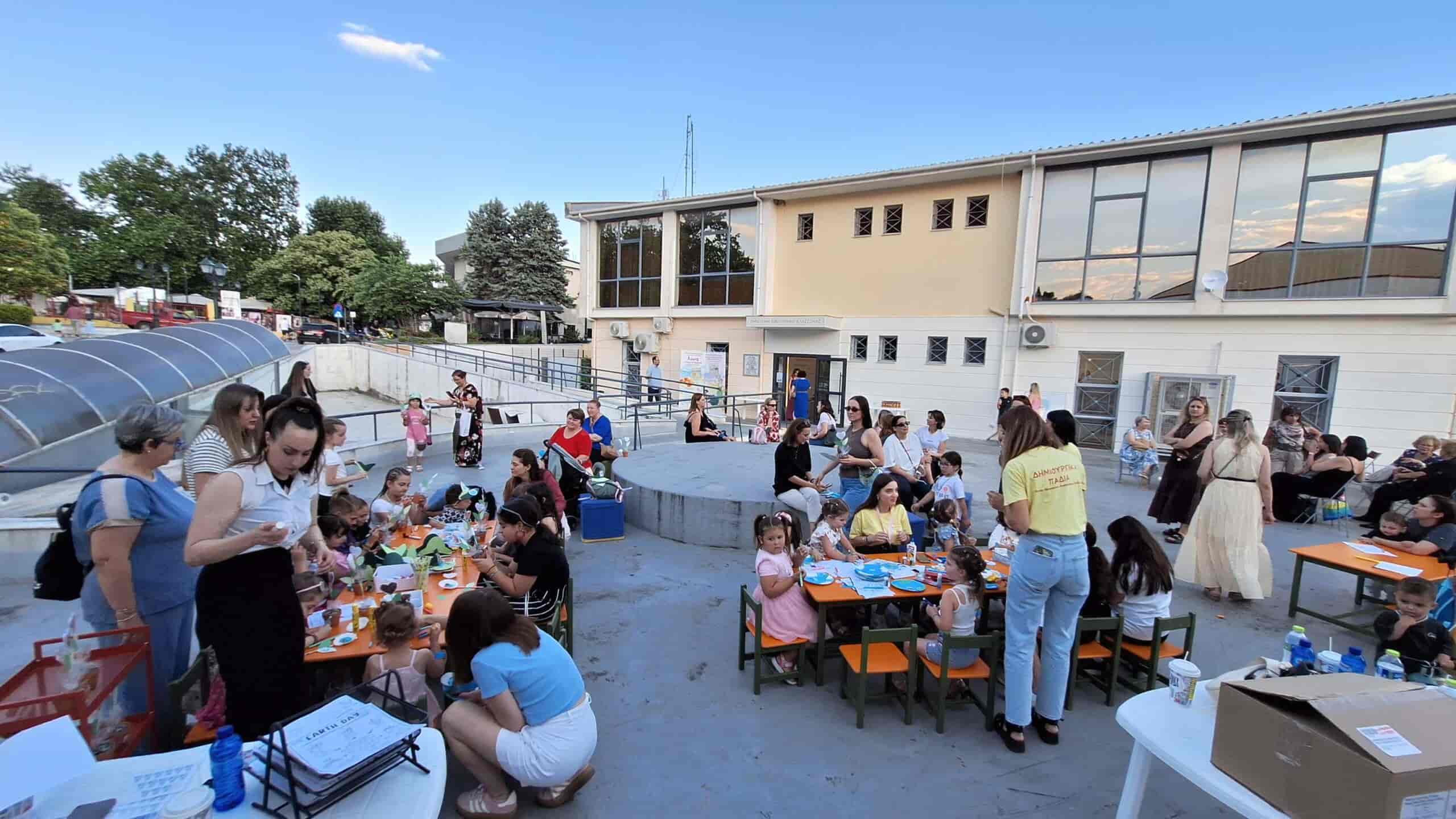 Πλήθος παιδικών χαμόγελων στις εκδηλώσεις φιλαναγνωσίας και δημιουργίας στη Δημοτική Βιβλιοθήκη Ελασσόνας