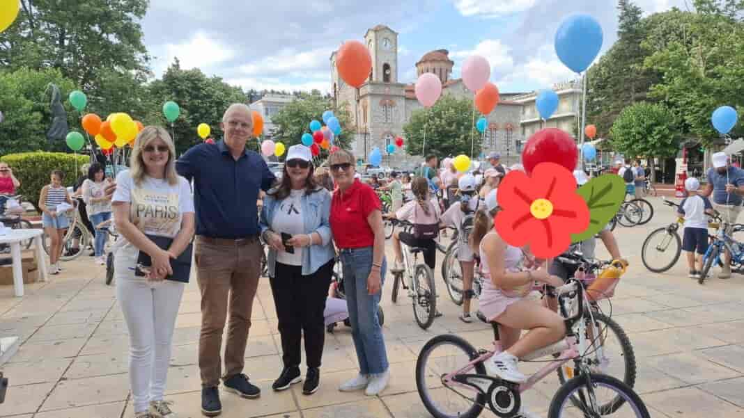 Ποδήλατο, περιβάλλον και πολιτισμός ένωσαν εκατοντάδες πολίτες στην Ελασσόνα