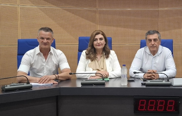 ΠΕΡΙΦΕΡΕΙΑ 1