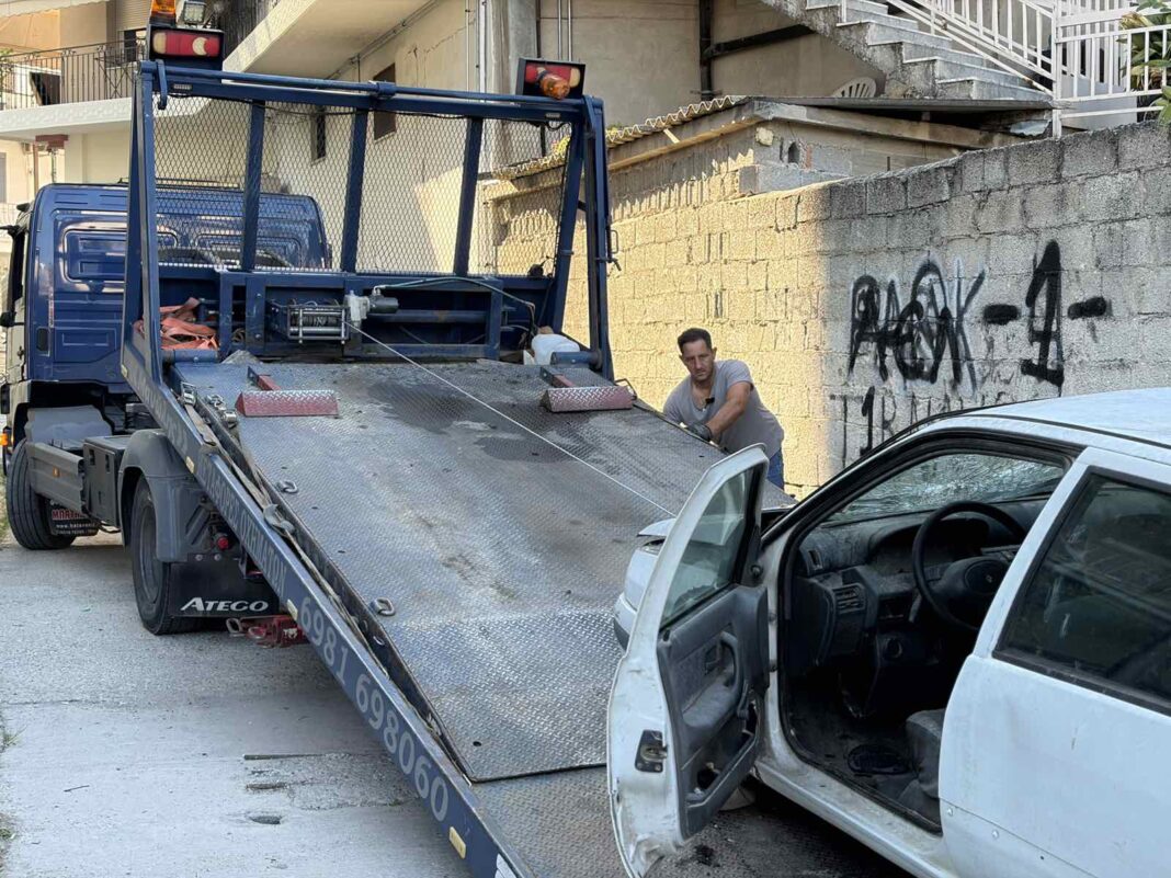 egkataleleimena autokinita turnavos (2)
