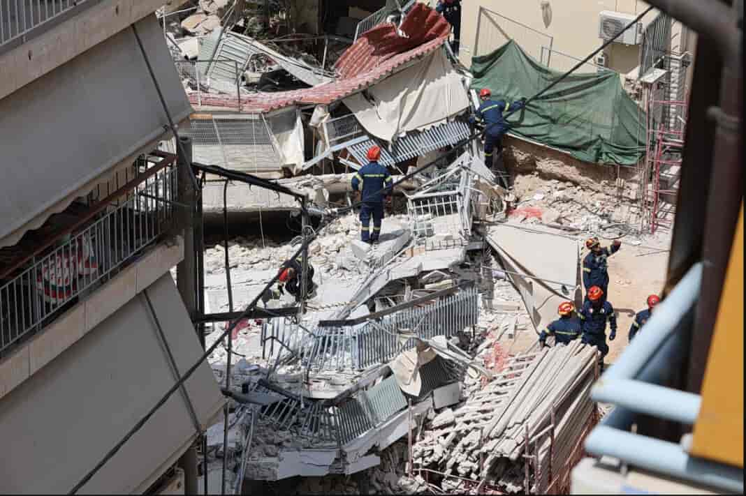 petralona3 πολυκατοικίας που κατέρρευσε στην οδό Αλκμήνης
